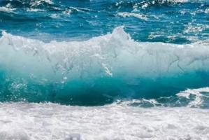 大海水命和海中金命在一起合適嗎
